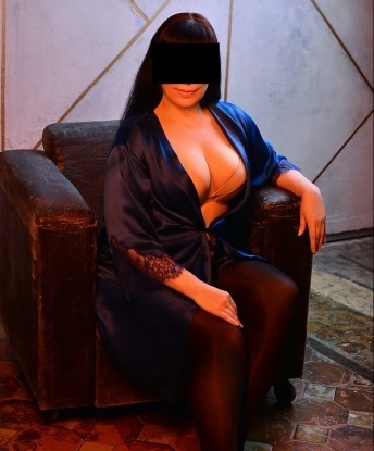 Полина